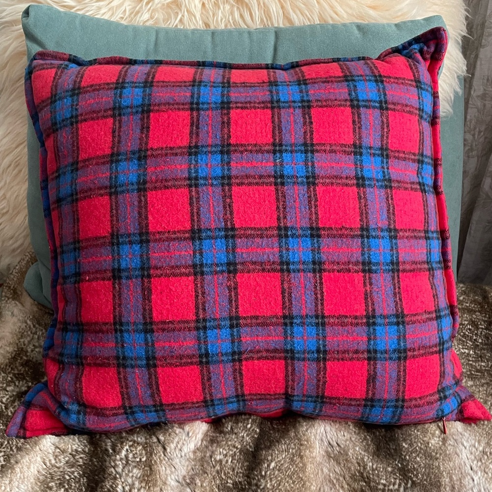 Locama Portugal Home Christmas Plaid Red Blue Holiday Throw Accent Pillow